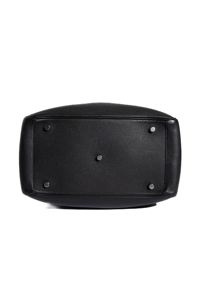 HERMÈS Black Clemence Lindy 30